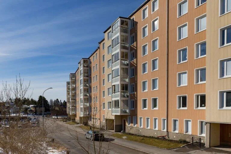 Renovering av trapphus i bostadsrättsförening. Linköping Östergötland